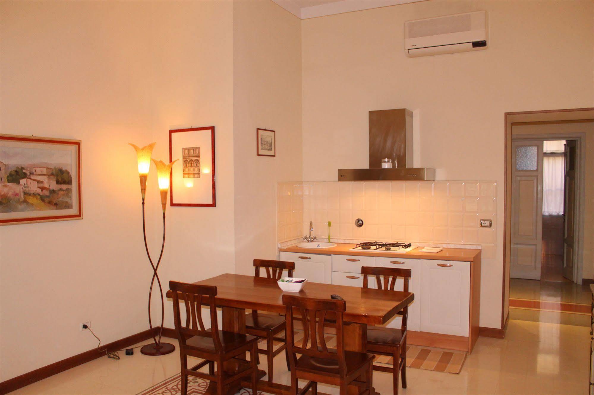 Via Roma Suites Флоренція Екстер'єр фото